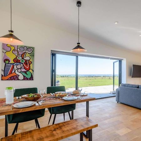 2-Bed Modern Bungalow - Outstanding Country Views Harrogate Esterno foto