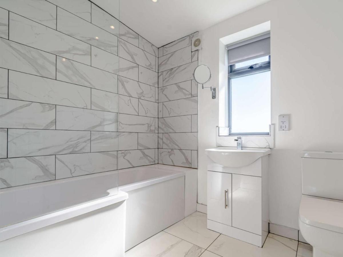 2-Bed Modern Bungalow - Outstanding Country Views Harrogate Esterno foto